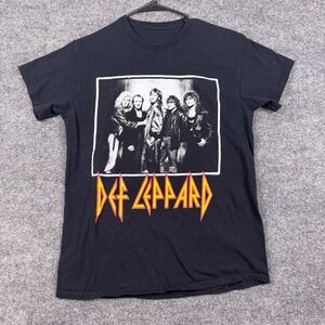Def Leppard Band Graphic T-Shirt Black Short Sleeve Rock Music Tee Mens Small